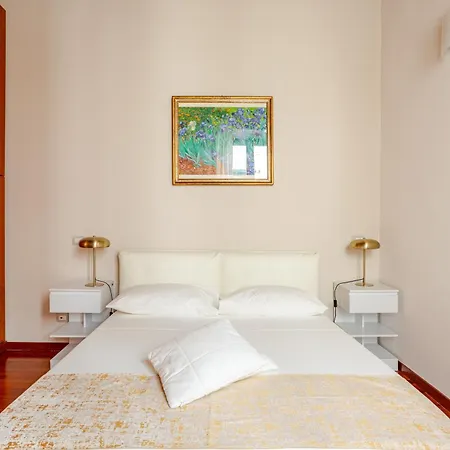 Two Bedrooms Verdi Comfortable * Florencja
